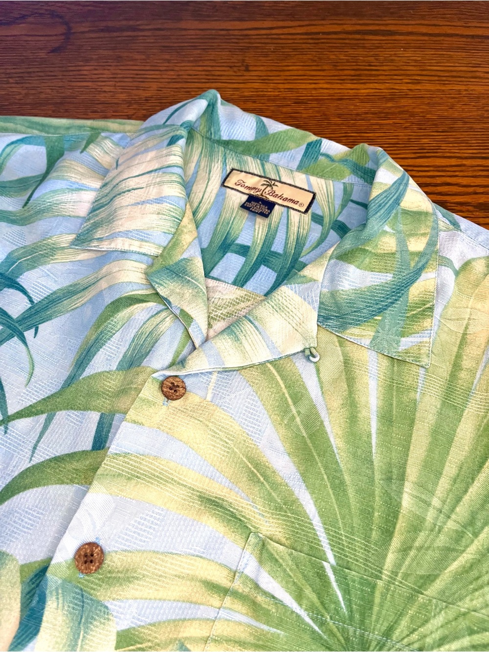Tommy Bahama Shirt Mens Size L Blue Green Silk Camp Hawaiian Floral Summer